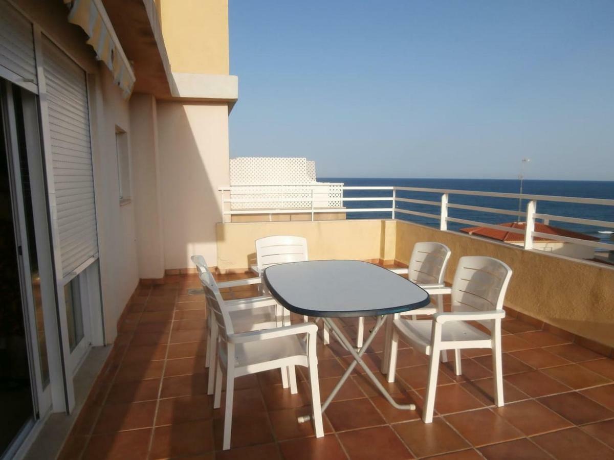 Precioso Atico Con Aire Acondicionado Y Piscina Apartment Peniscola Exterior photo